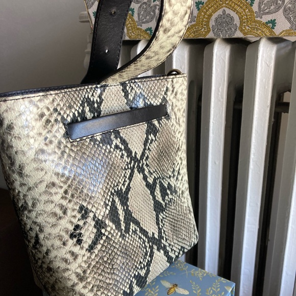 Brahmin snakeskin purse… - Picture 8 of 10